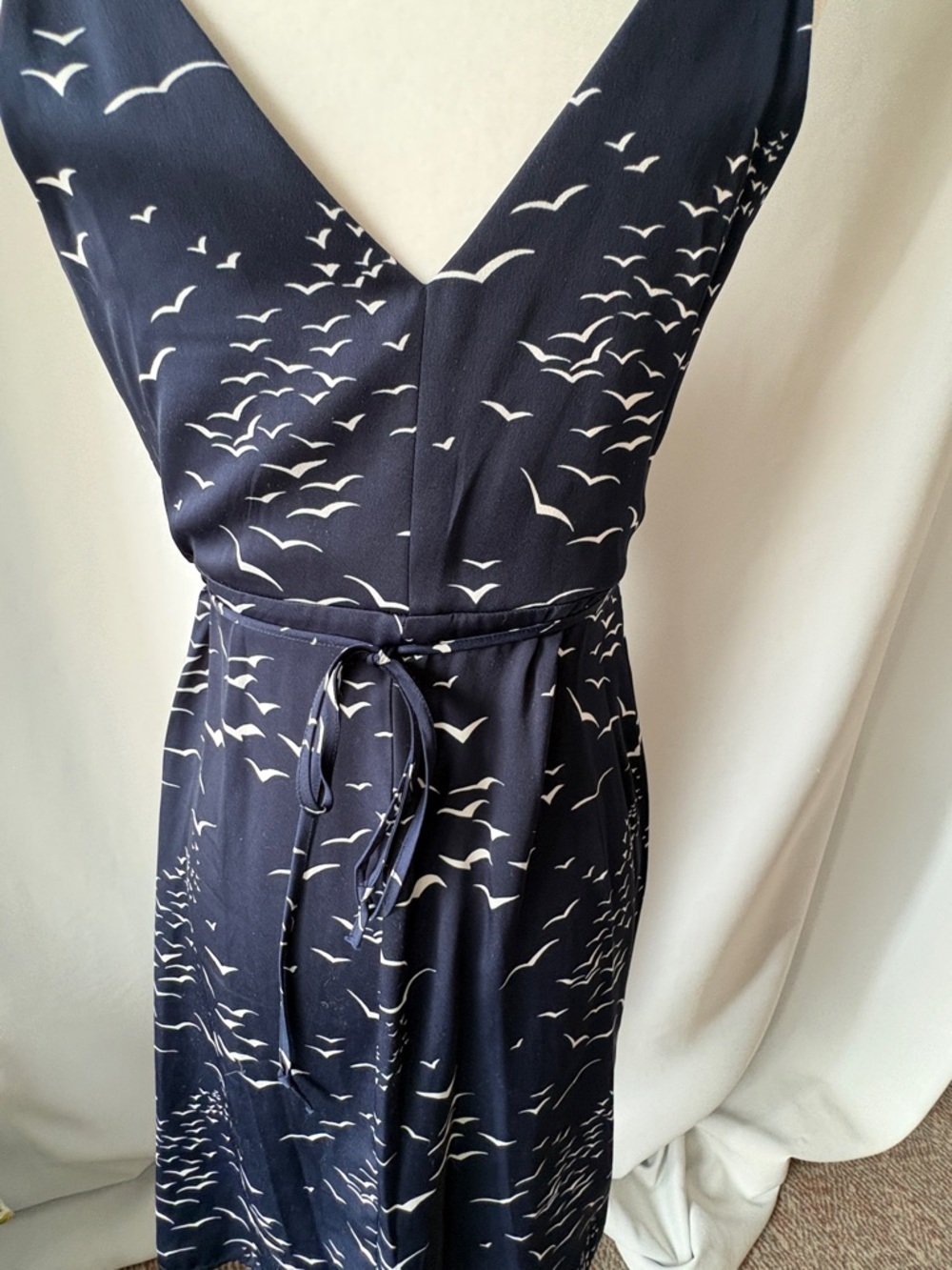 BCBGeneration Navy and White Bird-Print Midi Dress with Wrap Tie Closure - Picture 5 of 8